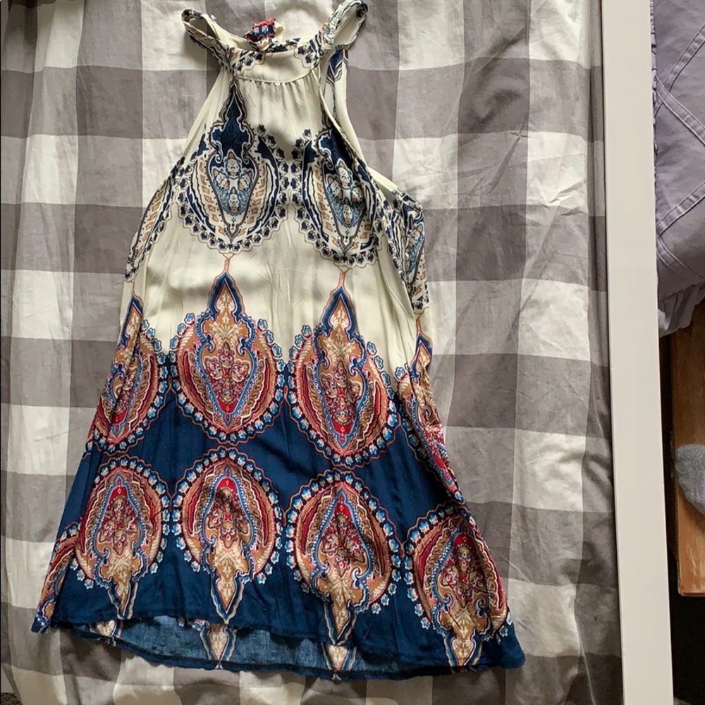 Bohemian pattern flowy dress